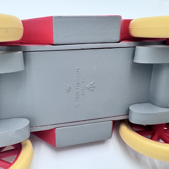 Hallmark 1995 Santa's Roadster Here Comes Santa Car Christmas Ornament - Picture 5 of 9